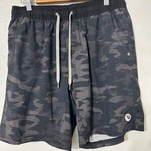 VUORI Short camuflaje size L